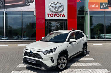 Внедорожник / Кроссовер Toyota RAV4 2021 в Запорожье