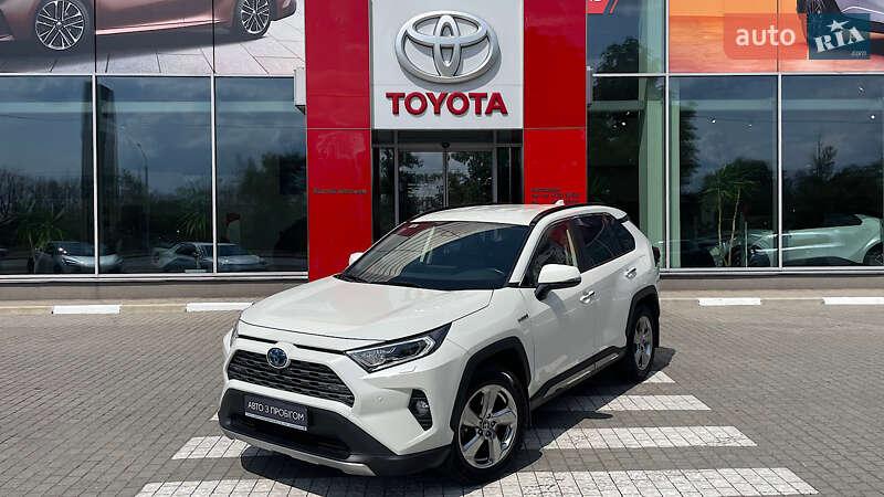 Toyota RAV4 2021