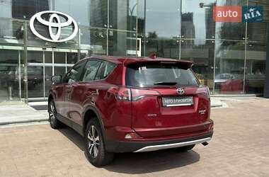 Позашляховик / Кросовер Toyota RAV4 2018 в Києві