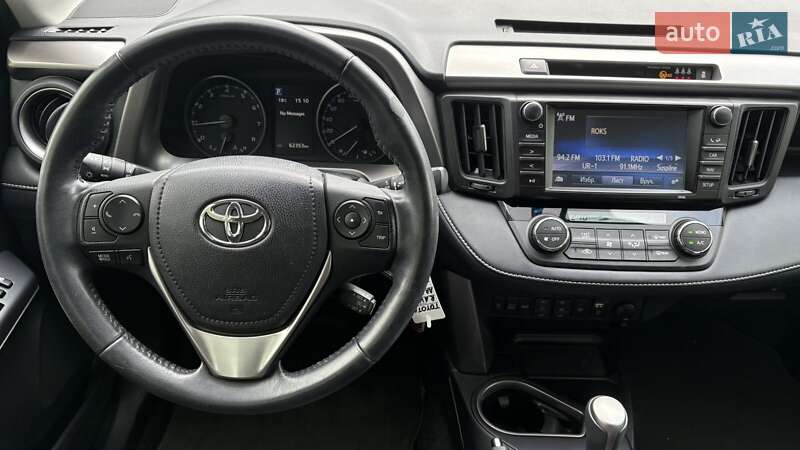 Позашляховик / Кросовер Toyota RAV4 2018 в Києві
