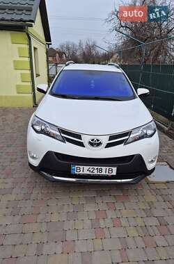 Внедорожник / Кроссовер Toyota RAV4 2014 в Полтаве