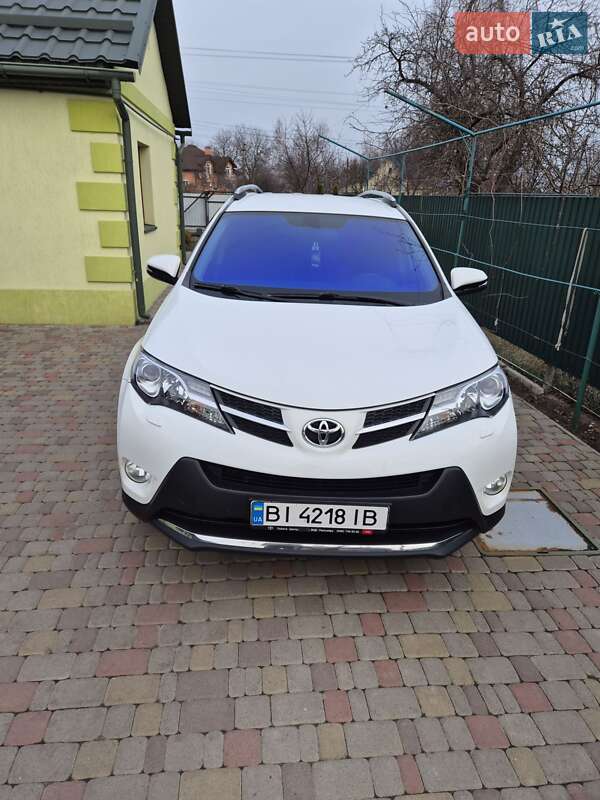 Toyota RAV4 2014