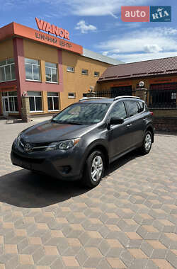 Внедорожник / Кроссовер Toyota RAV4 2015 в Киеве