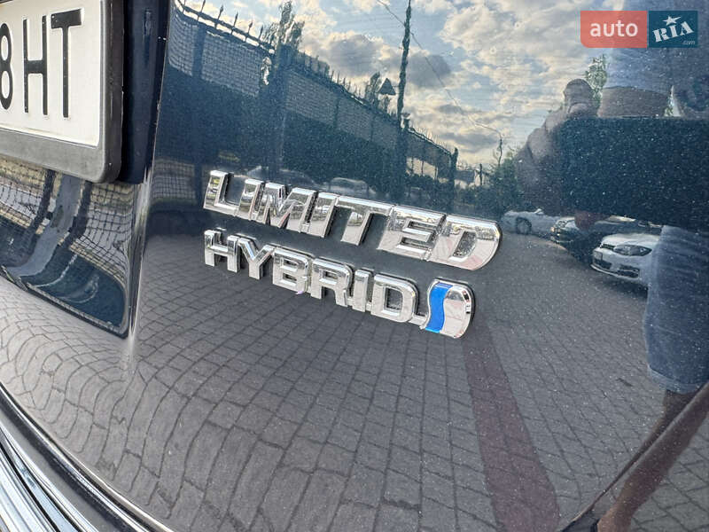 Позашляховик / Кросовер Toyota RAV4 2017 в Запоріжжі