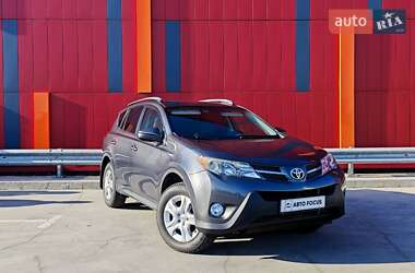 Позашляховик / Кросовер Toyota RAV4 2015 в Києві