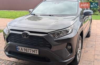 Внедорожник / Кроссовер Toyota RAV4 2021 в Киеве