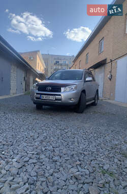 Позашляховик / Кросовер Toyota RAV4 2007 в Рівному