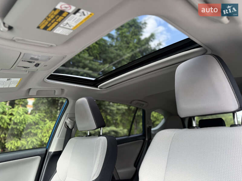 Внедорожник / Кроссовер Toyota RAV4 2016 в Тернополе