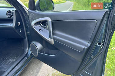Позашляховик / Кросовер Toyota RAV4 2006 в Турці