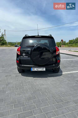 Внедорожник / Кроссовер Toyota RAV4 2008 в 