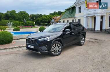 Внедорожник / Кроссовер Toyota RAV4 2023 в Белой Церкви