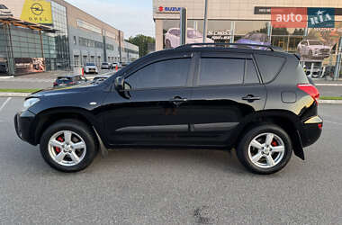 Внедорожник / Кроссовер Toyota RAV4 2006 в Киеве