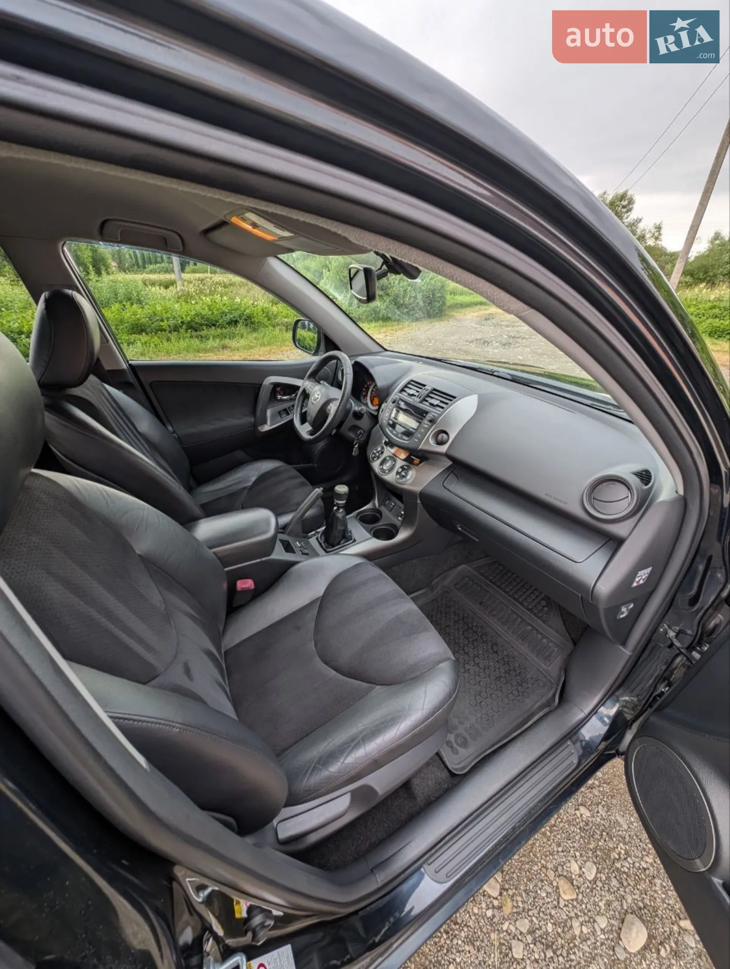 2011 Toyota RAV 4 - мініатюра 11