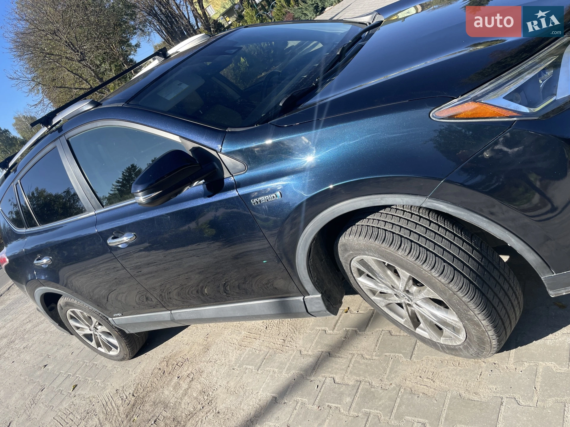 2017 Toyota RAV 4 - мініатюра 3