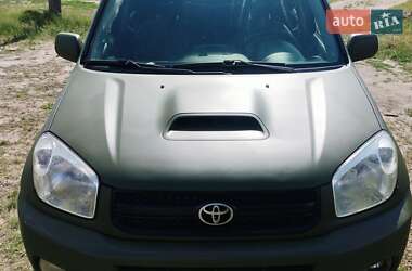 Позашляховик / Кросовер Toyota RAV4 2003 в Ізюмі