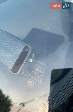 Внедорожник / Кроссовер Toyota RAV4 2002 в  фото 13 Внедорожник / Кроссовер Toyota RAV4 2002 в