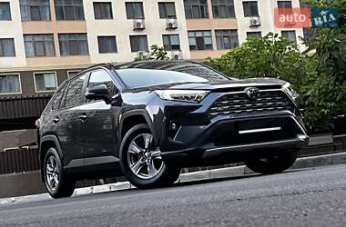 Внедорожник / Кроссовер Toyota RAV4 2022 в Одессе