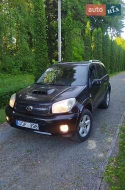 Позашляховик / Кросовер Toyota RAV4 2005 в Шумську