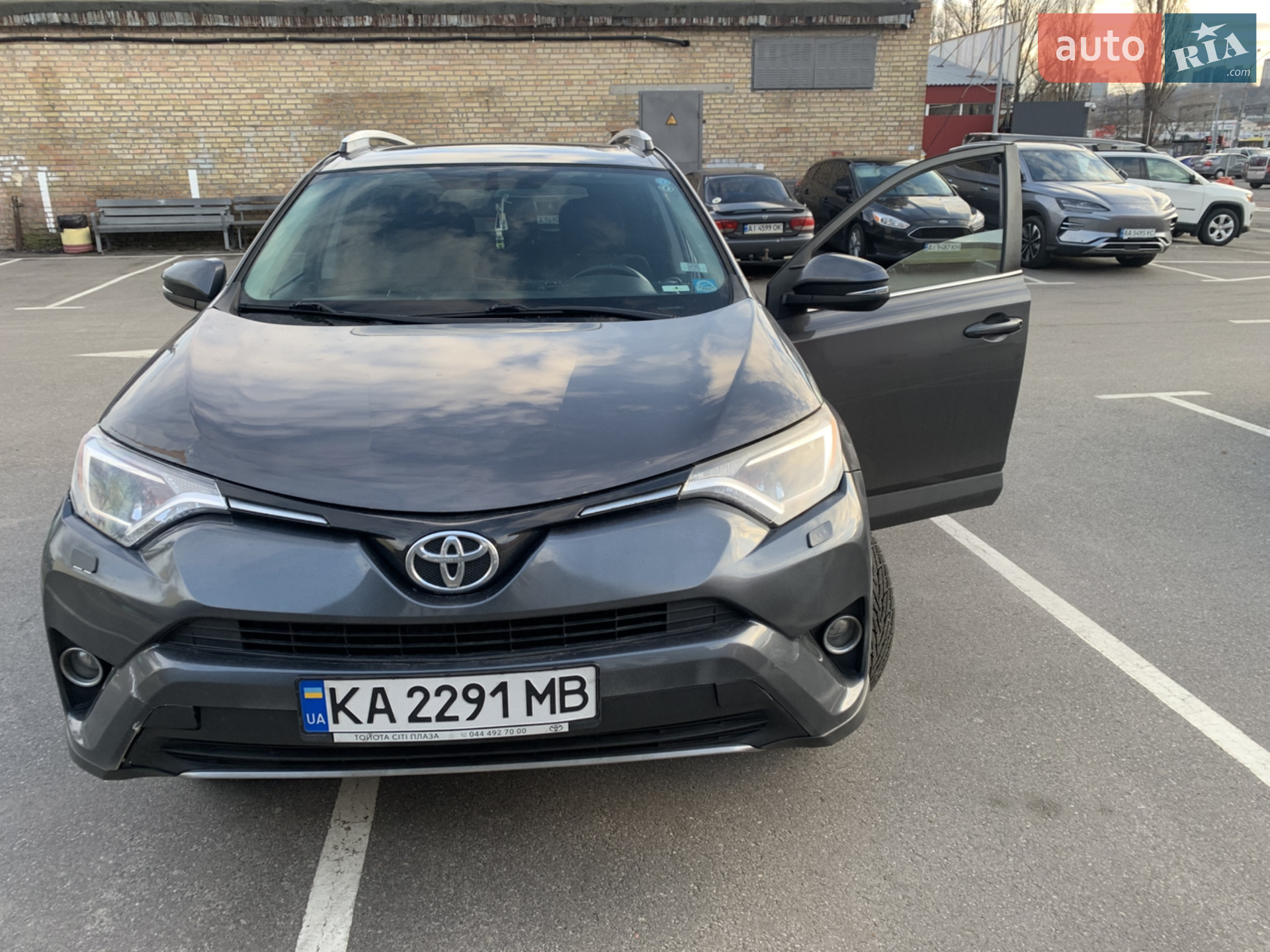 2015 Toyota RAV 4 - фото 1