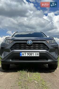 Внедорожник / Кроссовер Toyota RAV4 2020 в Ивано-Франковске