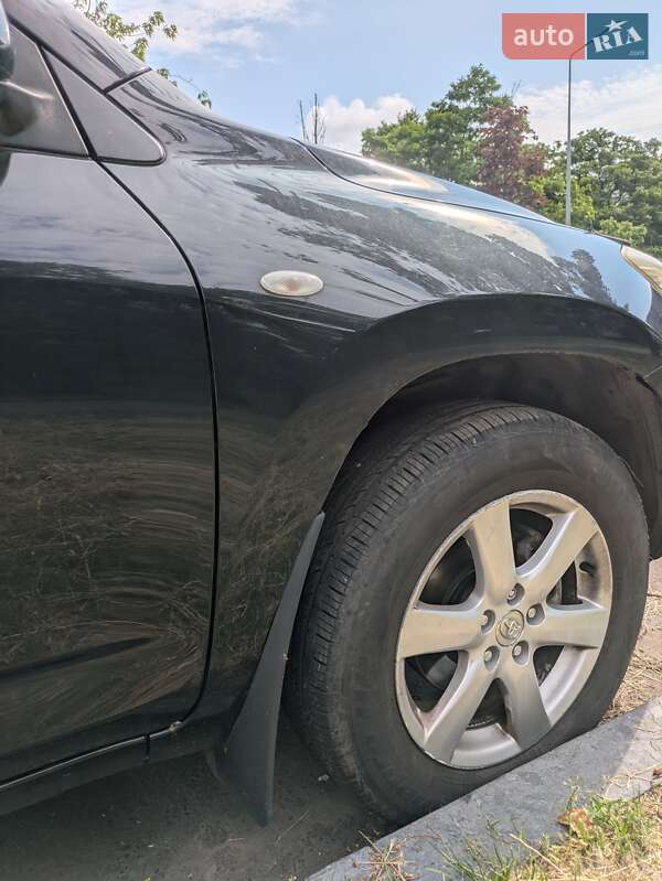 Позашляховик / Кросовер Toyota RAV4 2007 в Києві