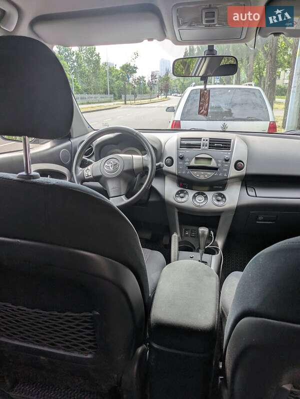 Позашляховик / Кросовер Toyota RAV4 2007 в Києві