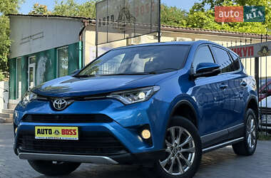 Позашляховик / Кросовер Toyota RAV4 2016 в Миколаєві