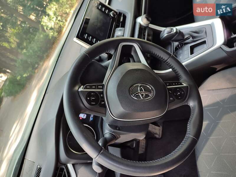 Внедорожник / Кроссовер Toyota RAV4 2022 в Виннице