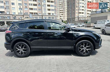 Внедорожник / Кроссовер Toyota RAV4 2017 в Одессе