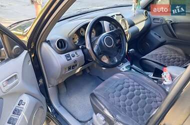Внедорожник / Кроссовер Toyota RAV4 2003 в 
