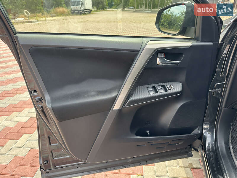 Позашляховик / Кросовер Toyota RAV4 2013 в Білій Церкві