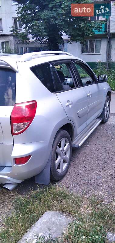 Позашляховик / Кросовер Toyota RAV4 2008 в Запоріжжі