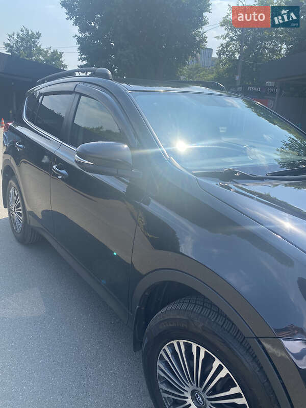 Позашляховик / Кросовер Toyota RAV4 2014 в Києві фото 4 Позашляховик / Кросовер Toyota RAV4 2014 в Києві