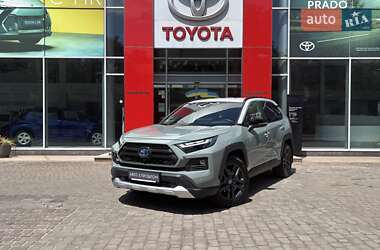 Позашляховик / Кросовер Toyota RAV4 2023 в Кривому Розі