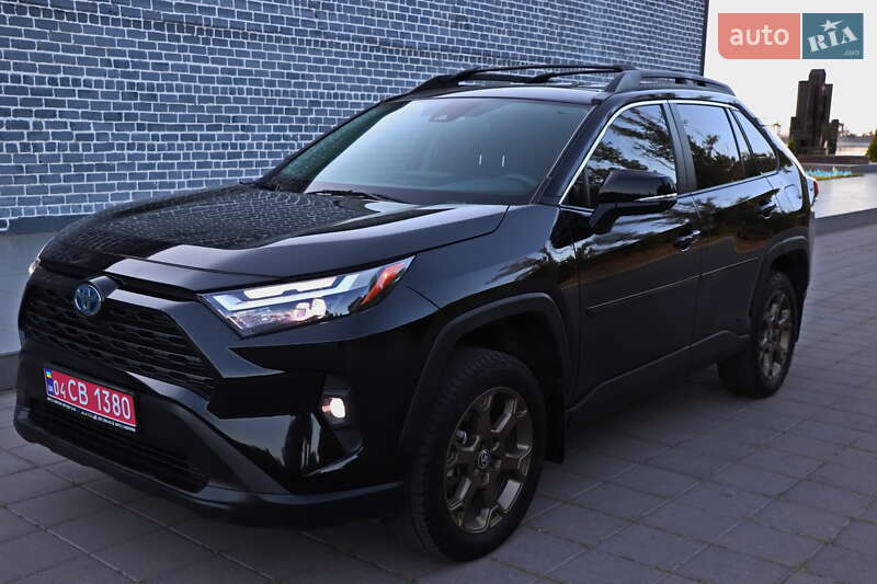 Позашляховик / Кросовер Toyota RAV4 2023 в Кременчуці