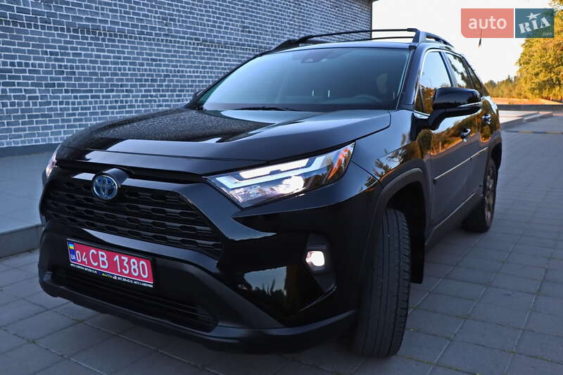 Позашляховик / Кросовер Toyota RAV4 2023 в Кременчуці