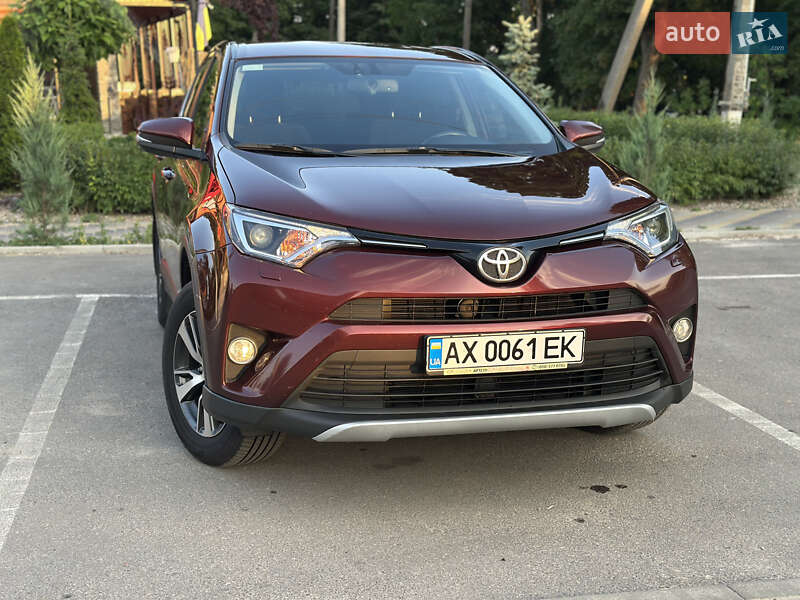 Внедорожник / Кроссовер Toyota RAV4 2016 в Валках фото 5 Внедорожник / Кроссовер Toyota RAV4 2016 в Валках