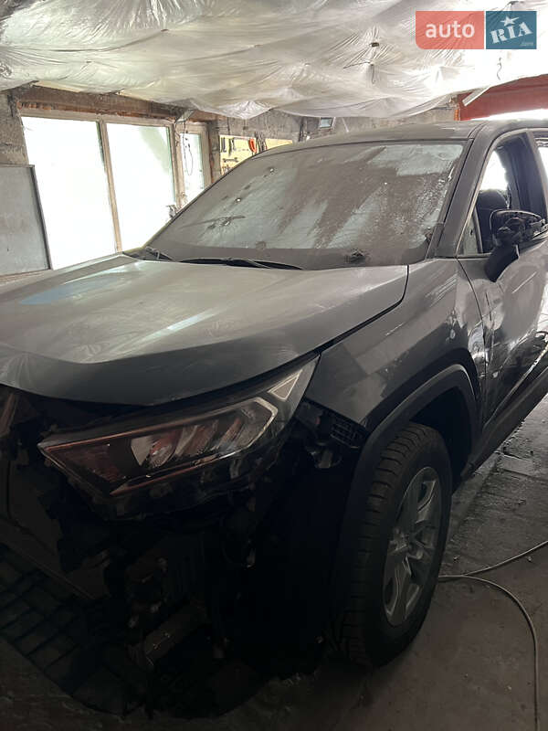 Toyota RAV4 2021
