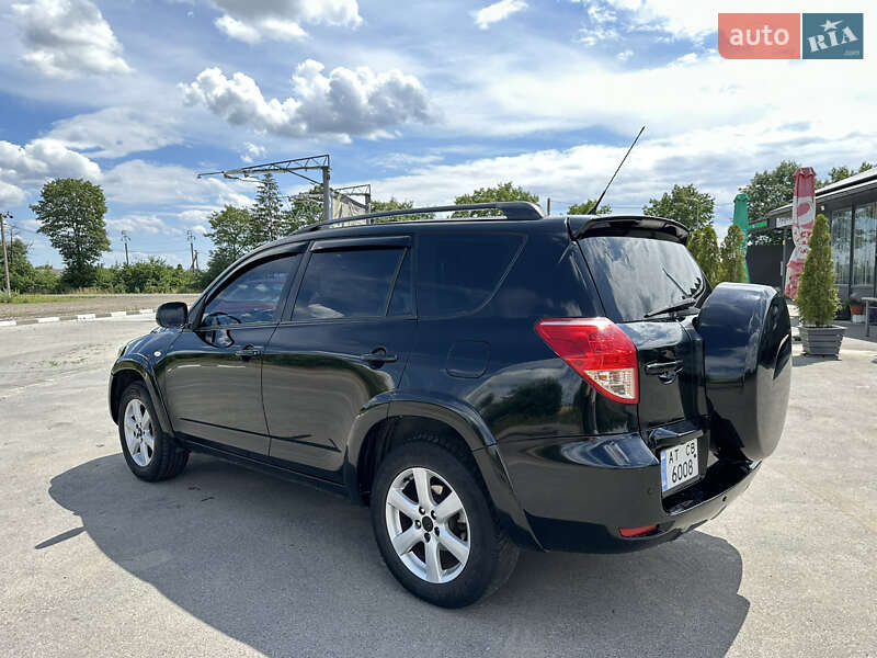 Внедорожник / Кроссовер Toyota RAV4 2007 в Заболотове