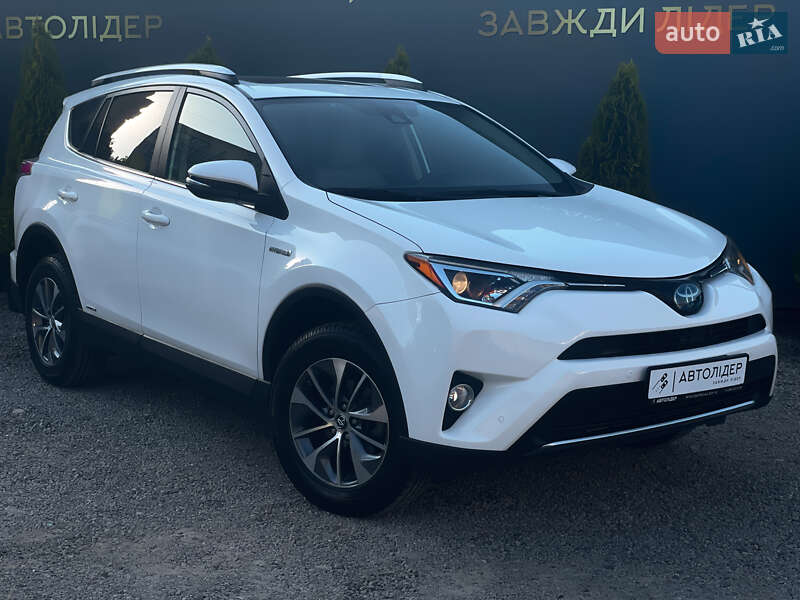 Внедорожник / Кроссовер Toyota RAV4 2016 в Одессе