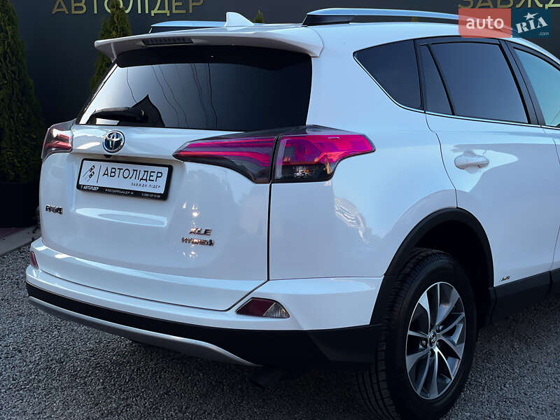 Внедорожник / Кроссовер Toyota RAV4 2016 в Одессе