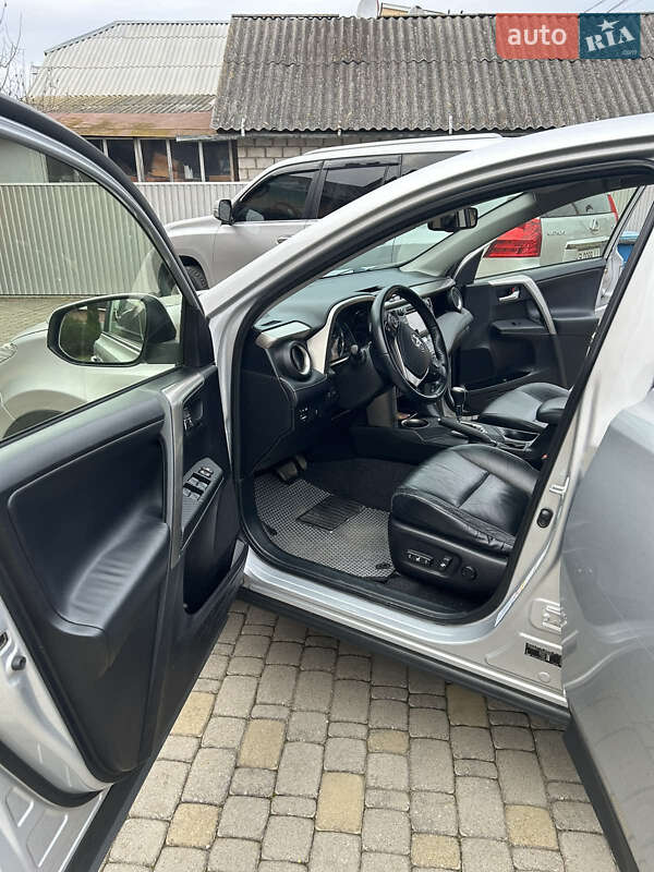 Позашляховик / Кросовер Toyota RAV4 2013 в Жмеринці