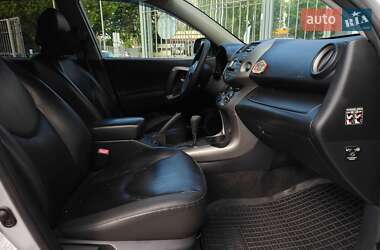 Внедорожник / Кроссовер Toyota RAV4 2007 в 