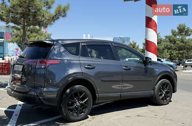 Внедорожник / Кроссовер Toyota RAV4 2018 в Одессе
