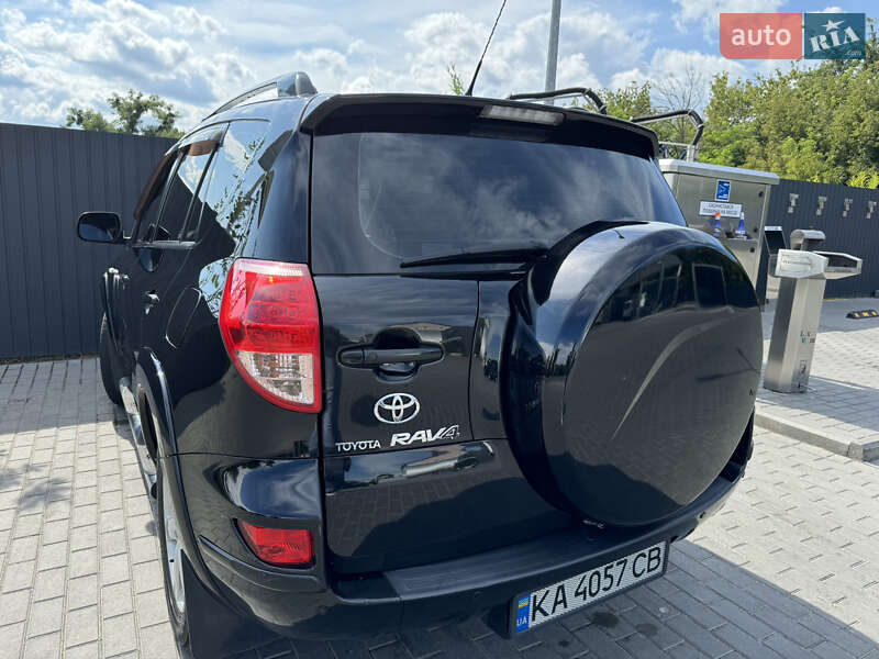 Позашляховик / Кросовер Toyota RAV4 2007 в Софіївській Борщагівці