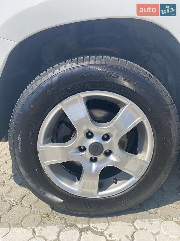 Внедорожник / Кроссовер Toyota RAV4 2009 в Черновцах