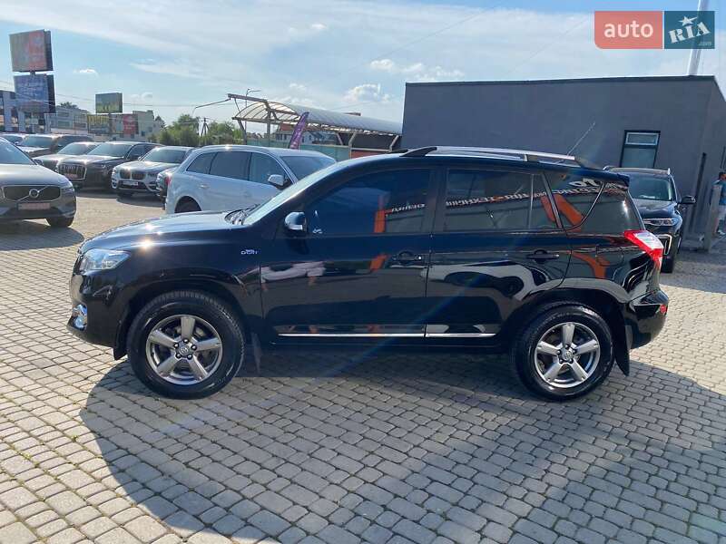 Позашляховик / Кросовер Toyota RAV4 2012 в Львові