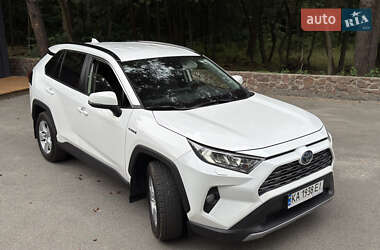 Внедорожник / Кроссовер Toyota RAV4 2021 в Киеве