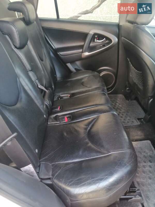 Внедорожник / Кроссовер Toyota RAV4 2007 в Одессе фото 5 Внедорожник / Кроссовер Toyota RAV4 2007 в Одессе