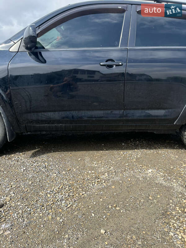 Позашляховик / Кросовер Toyota RAV4 2006 в Рахові
